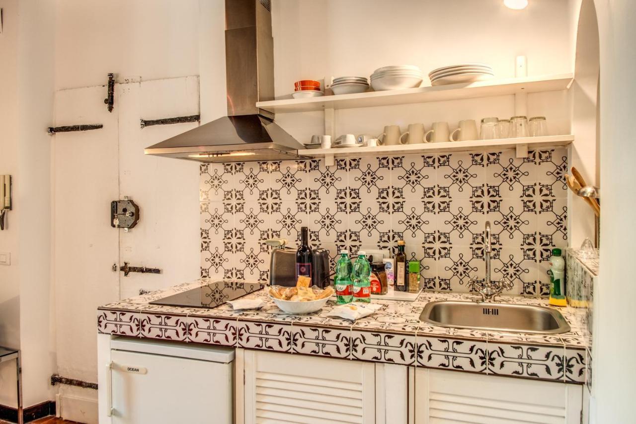 Lovely Flat In The Heart Of Trastevere โรม ภายนอก รูปภาพ
