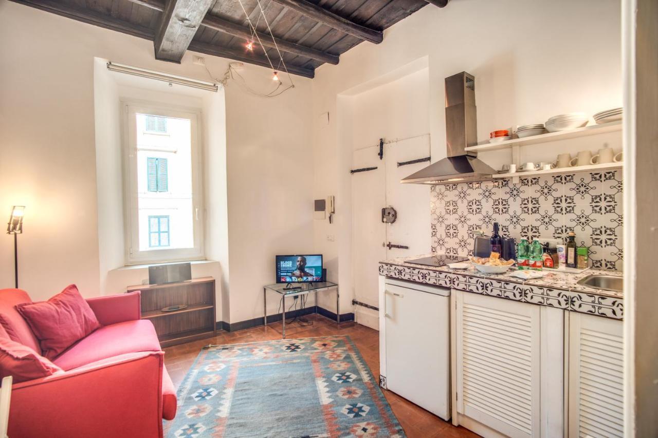 Lovely Flat In The Heart Of Trastevere โรม ภายนอก รูปภาพ